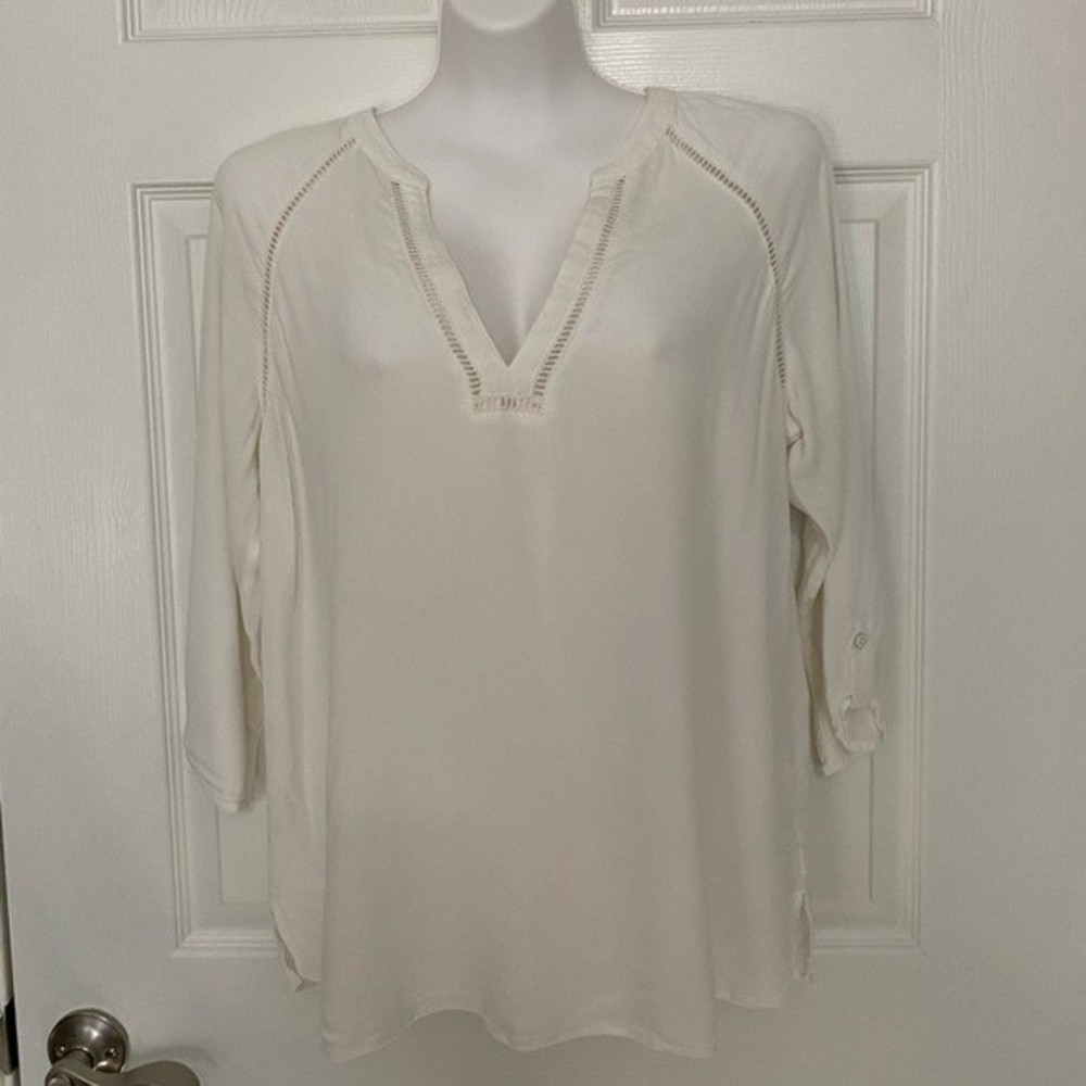 White cut out Express top, size M